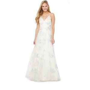 by&by Sleeveless Embroidered Floral A-Line Dress